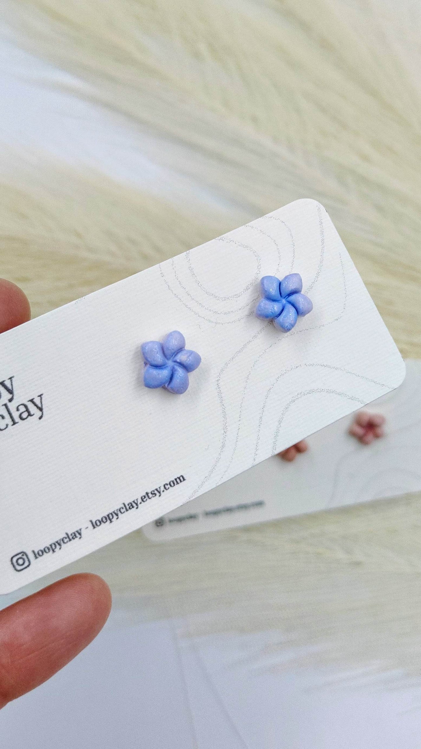 Orecchini fiorellini - delicati tocchi di primavera - Loopy Clay