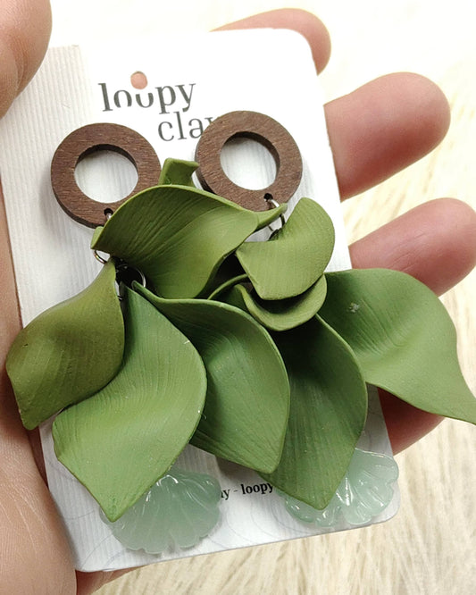 Orecchini Foglie di Fiore: Eleganza Naturale, Leggerezza Incantevole