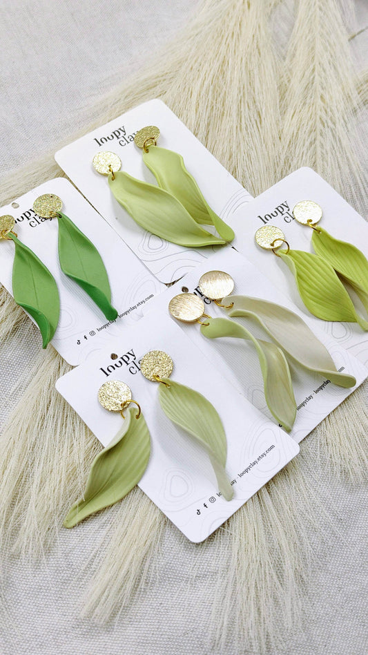 Delicate foglie di campo bicolore, pezzi unici - Loopy Clay