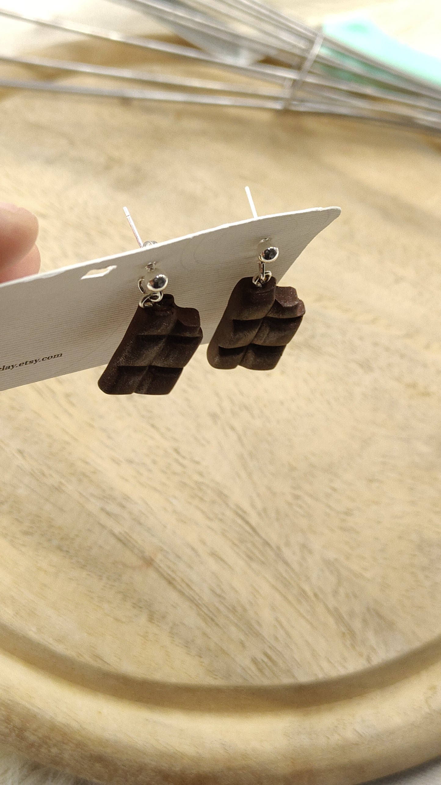 Orecchini pendenti barrette di cioccolato - Loopy Clay