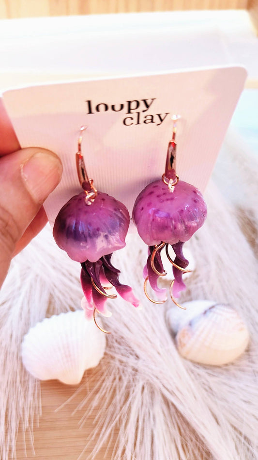 Orecchini donna artigianali pendenti viola – gioielli unici fatti a mano, design Medusa elegante