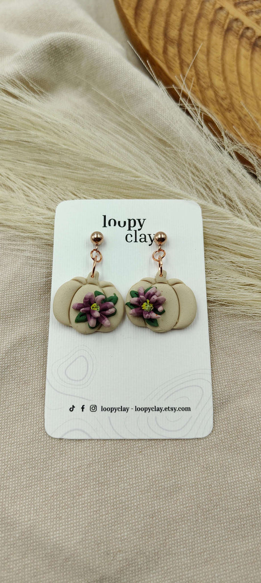 Orecchini pendemti Zucca Avorio con Fiori | Eleganza Naturale