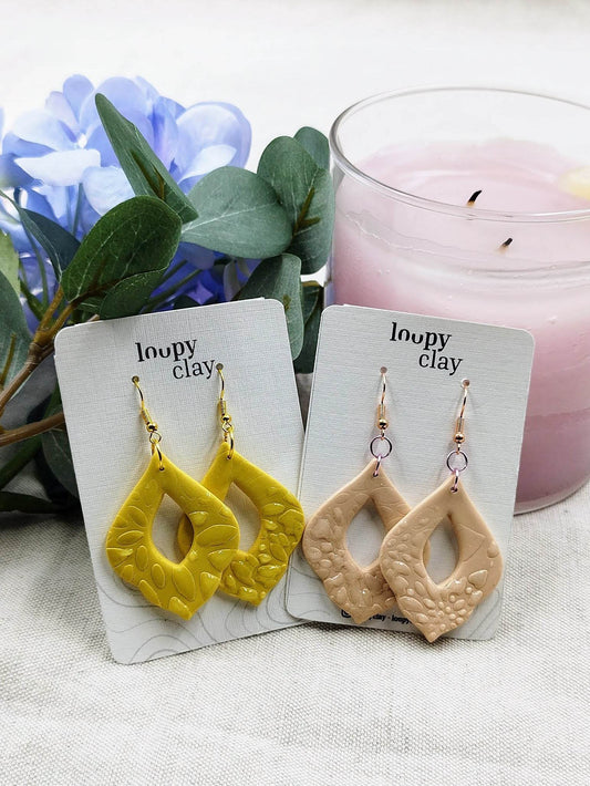 Orecchini stile vintage rugiada - Loopy Clay