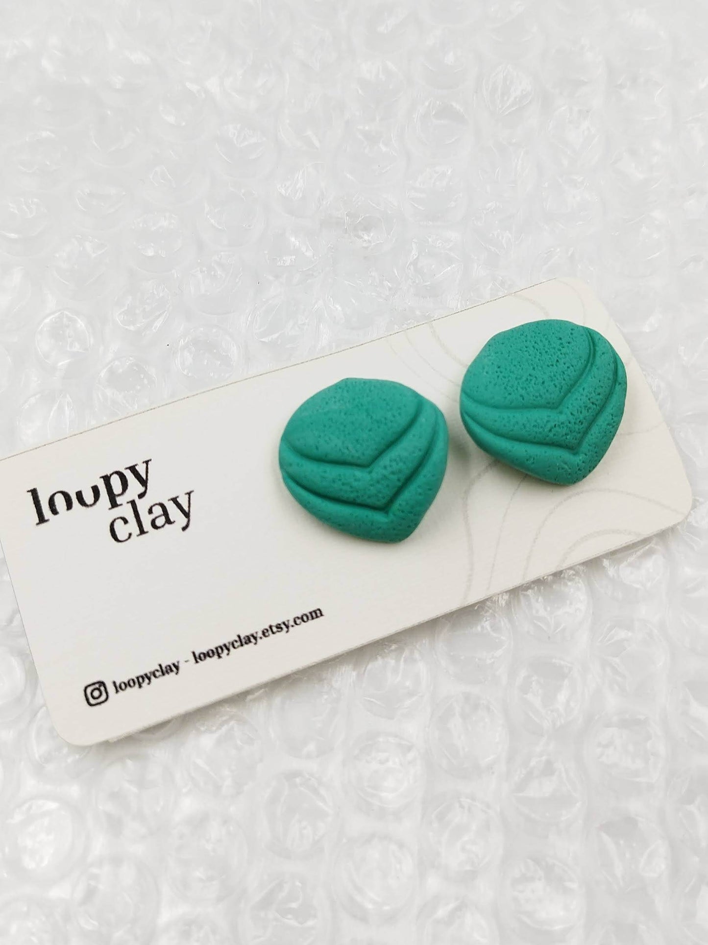 Orecchini huggies foglia azzurro turchese - Loopy Clay