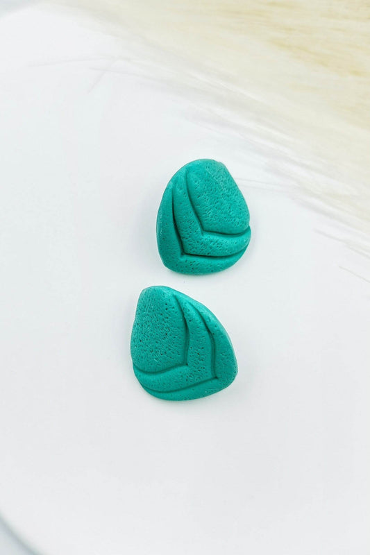 Orecchini huggies foglia azzurro turchese - Loopy Clay