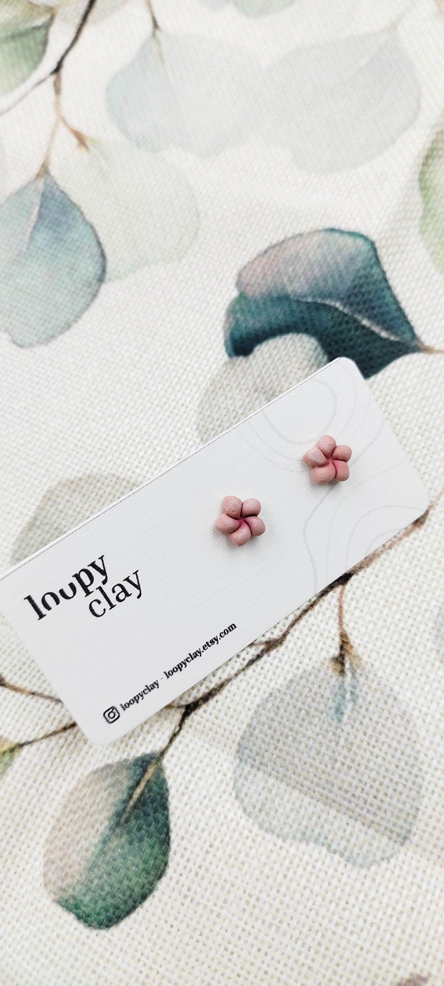 Orecchini fiorellini - delicati tocchi di primavera - Loopy Clay