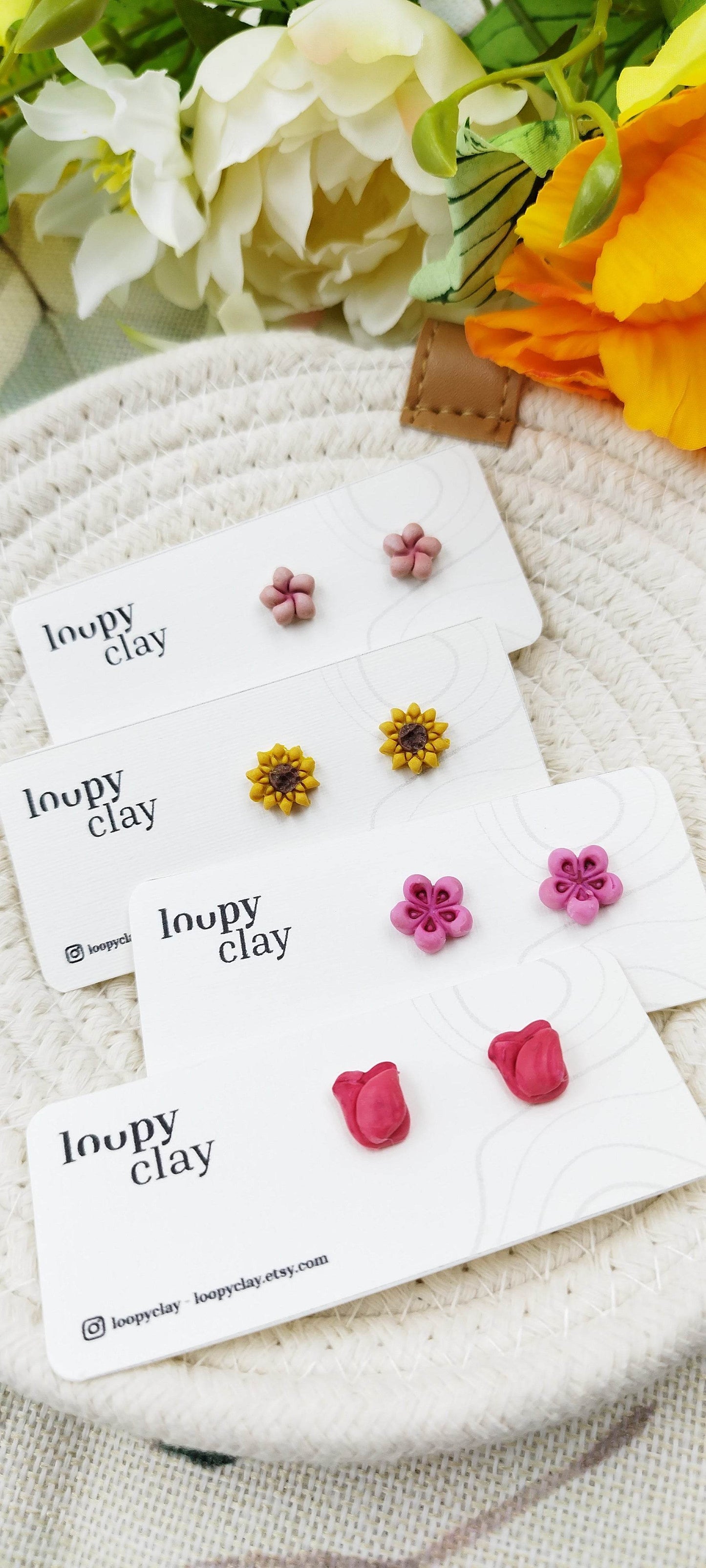 Orecchini mini tulipani - delicati tocchi di primavera - Loopy Clay