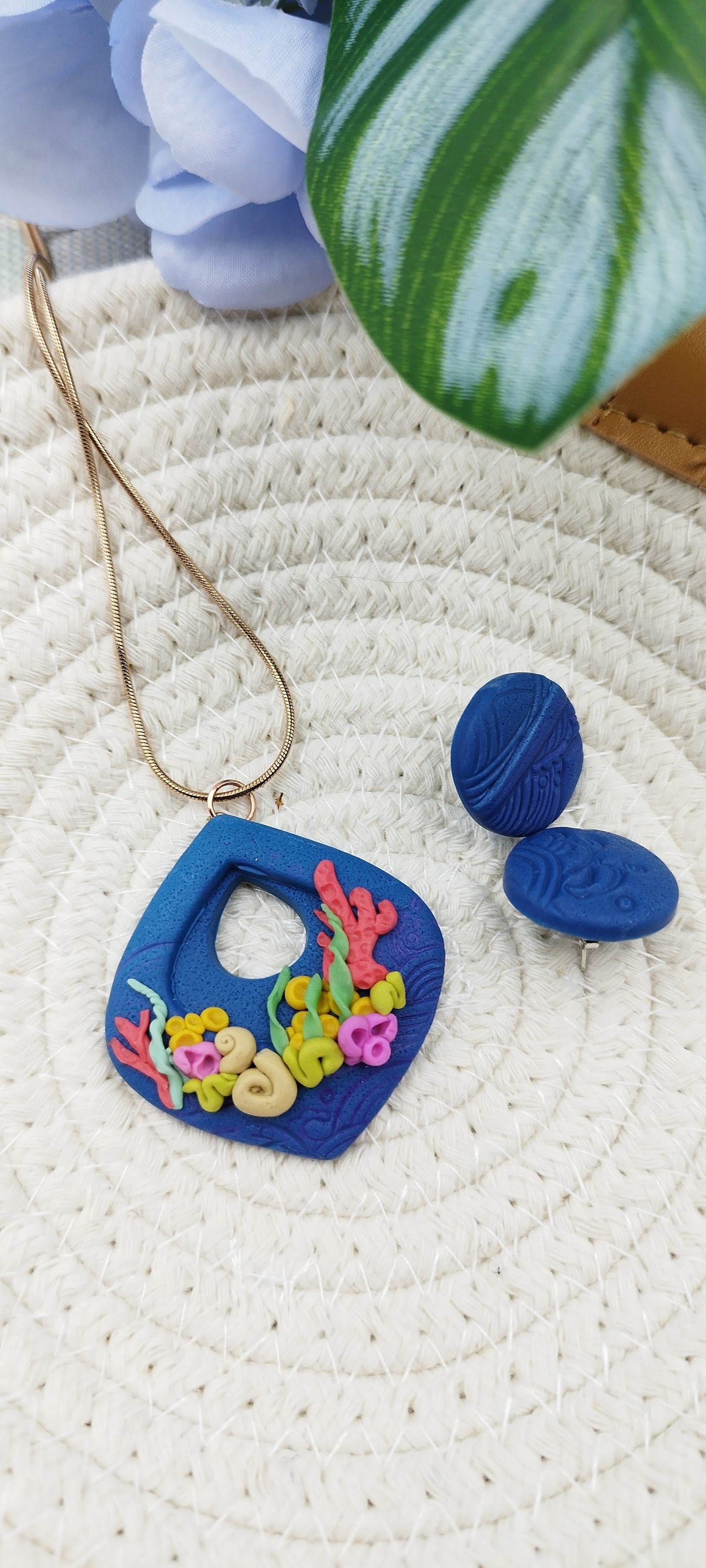 Collana fondo del mare, barriera corallina - Loopy Clay