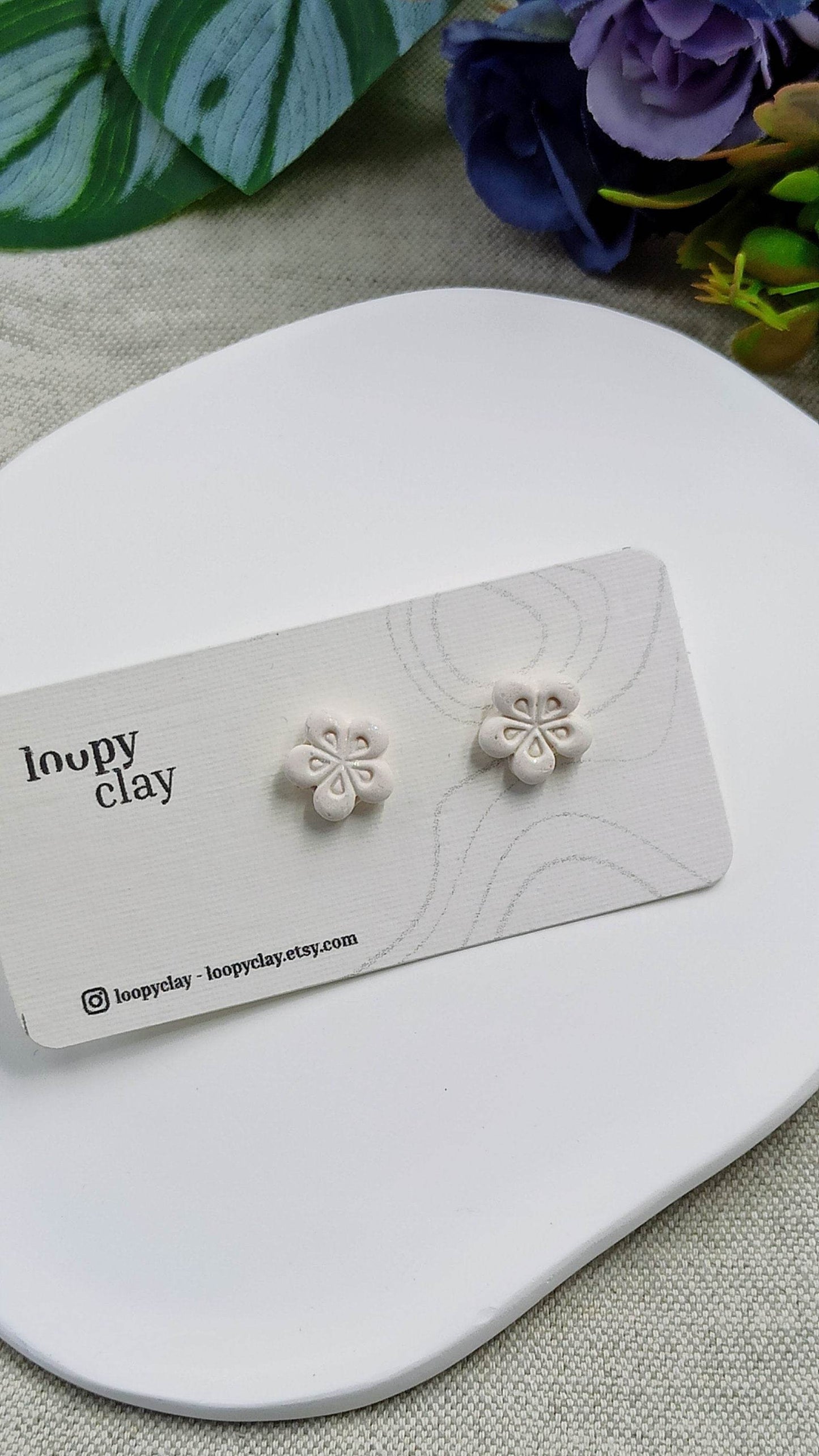 Orecchini Fiori di Ciliegio minimali ed eleganti - Loopy Clay