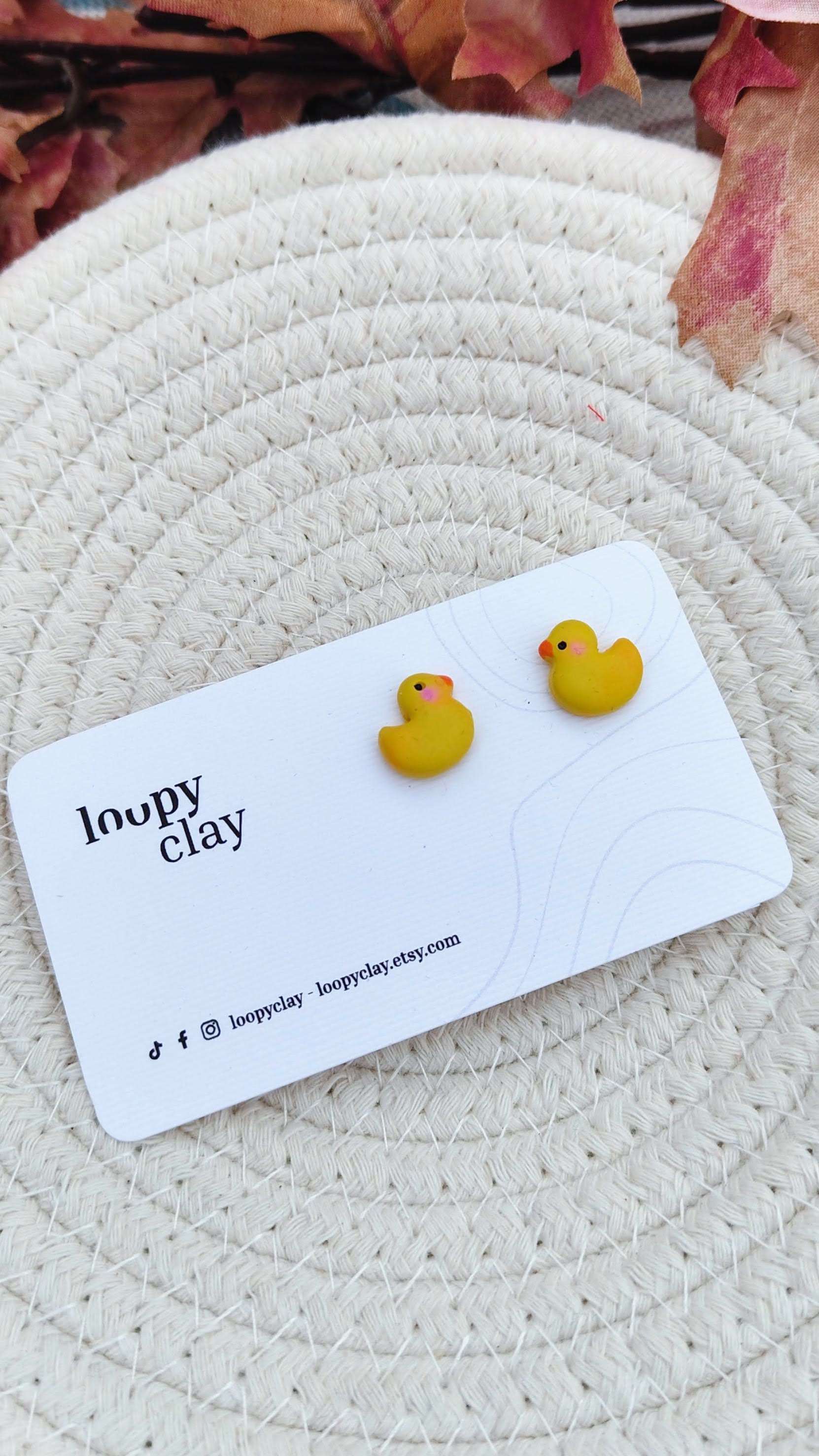 Orecchini a bottone paperella