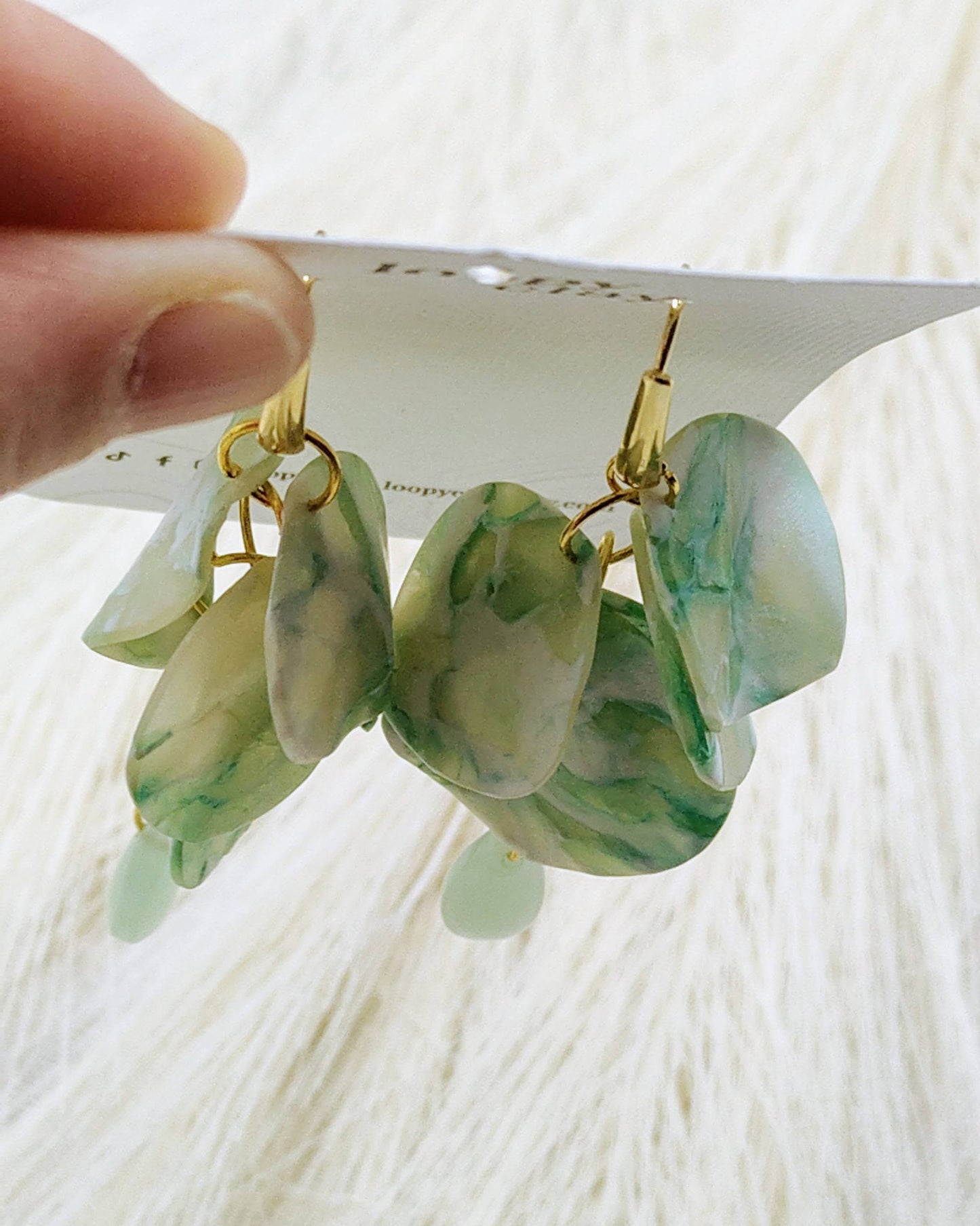 Orecchini Foglie di Fiore: Eleganza Naturale, Leggerezza Incantevole