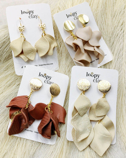 "Sussurri di Natura": Orecchini Artigianali Nude per un'Eleganza Delicata