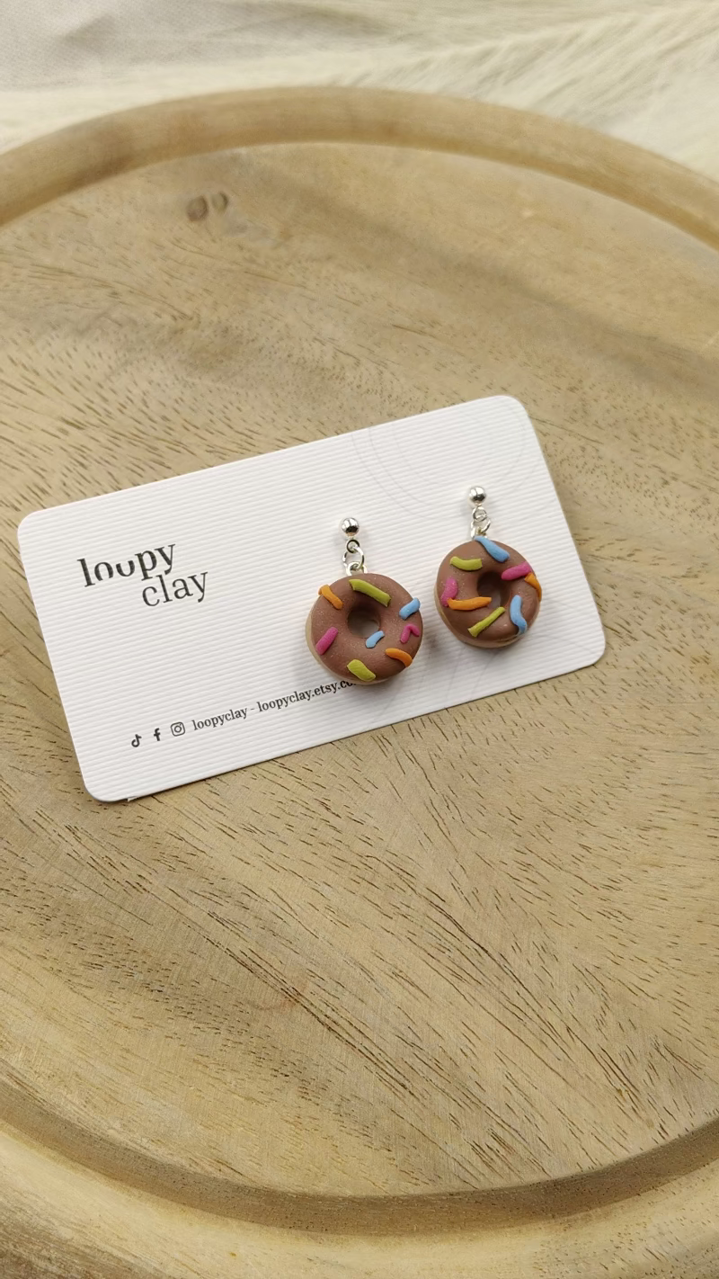 Orecchini ciambelle / donuts con zuccherini (al forno)