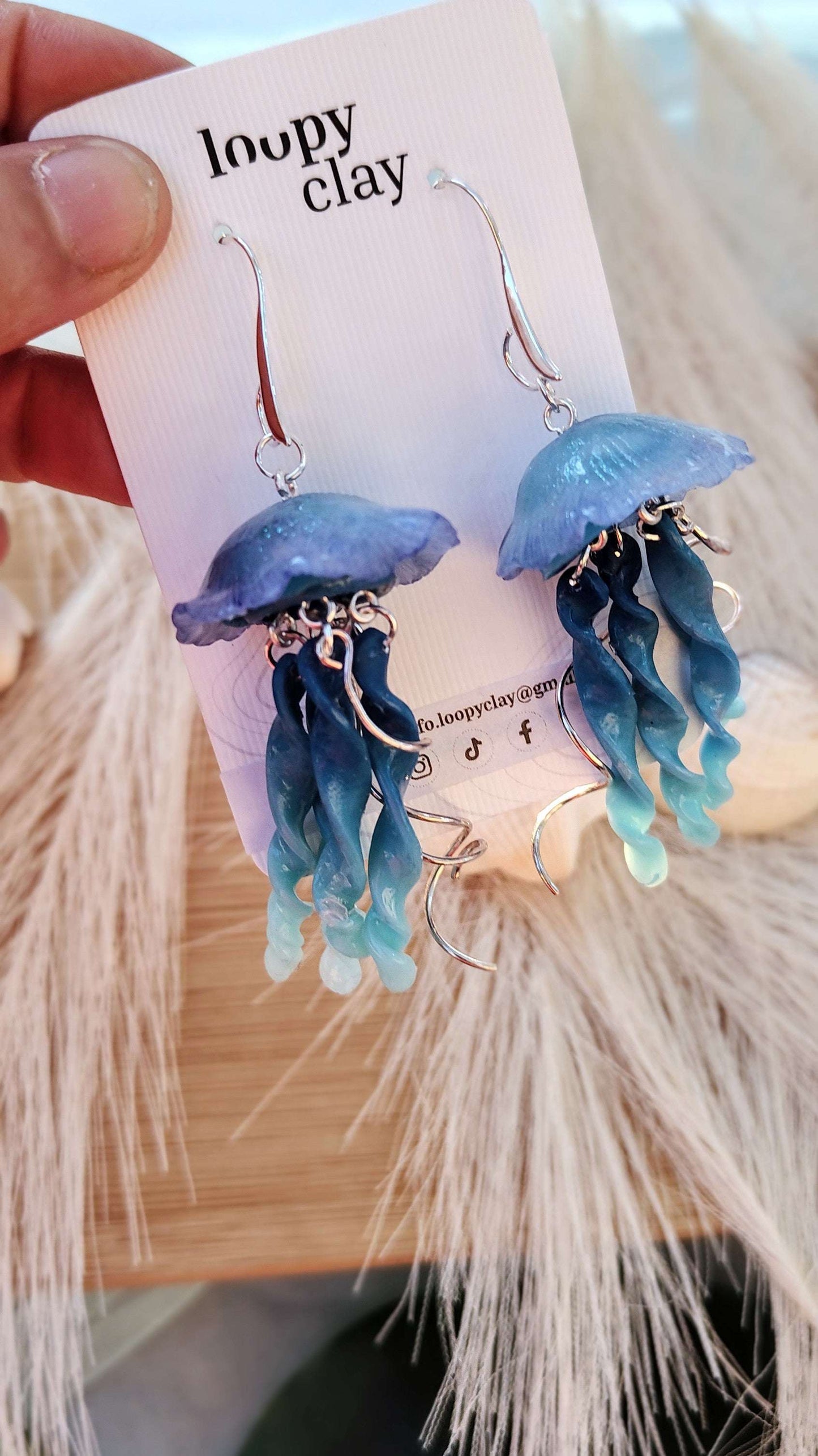Orecchini Medusa Blu Intenso Pendenti Trasparenze Fluttuanti