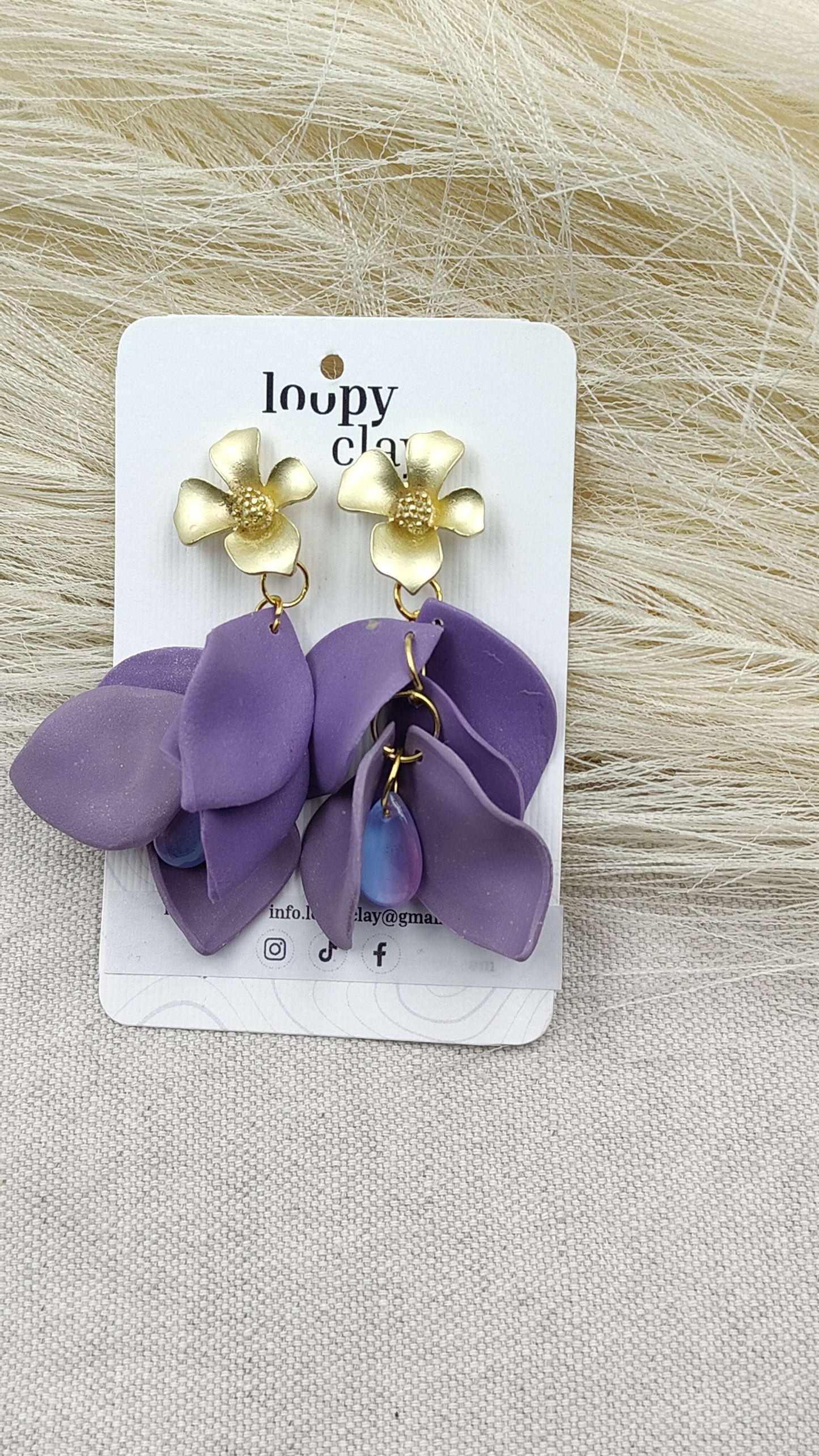 Orecchini pendenti Sogni di Primavera | Petali Viola e Fiori Dorati