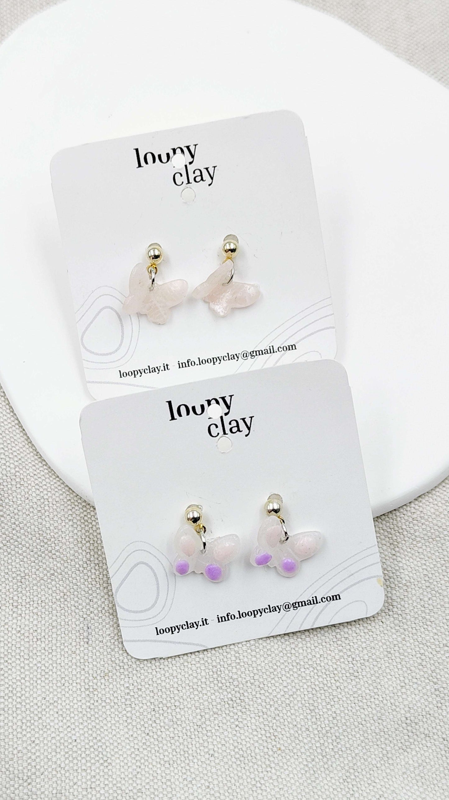 Orecchini Mini Farfalla effetto Vetro | Discreta Trasparenza