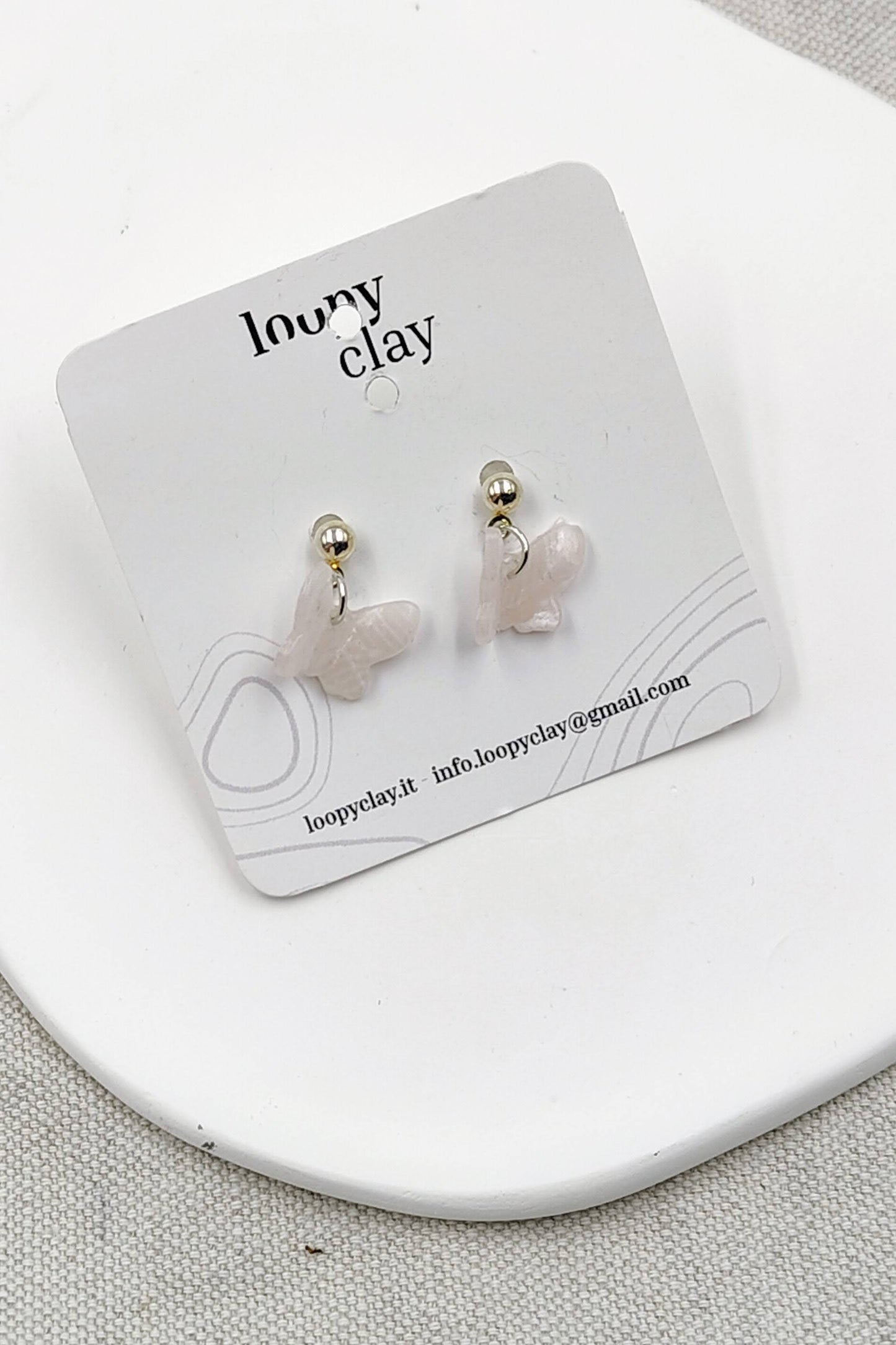 Orecchini Mini Farfalla effetto Vetro | Discreta Trasparenza