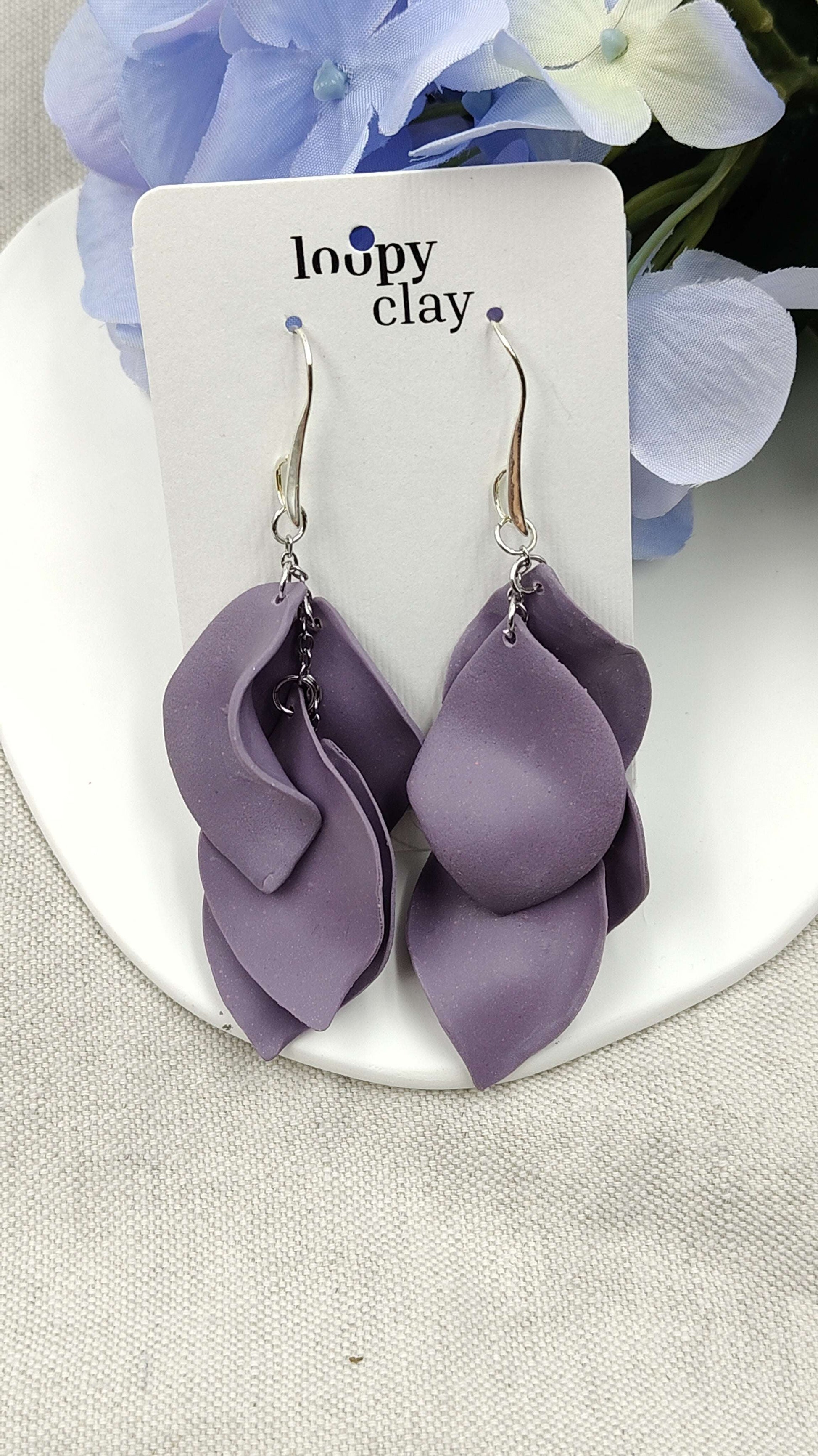 Orecchini Pendenti Foglie di Glicine Artigianali | Loopy clay