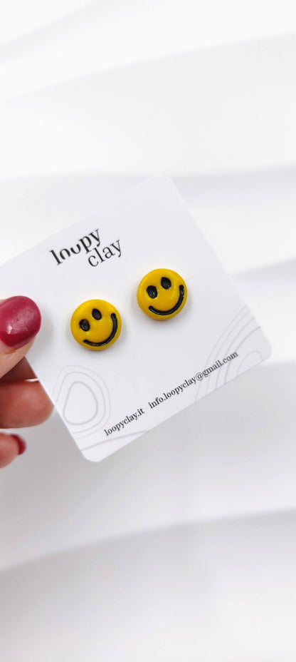 Orecchini Bottone Scuola Forbici Tavolozza Smile Artigianali