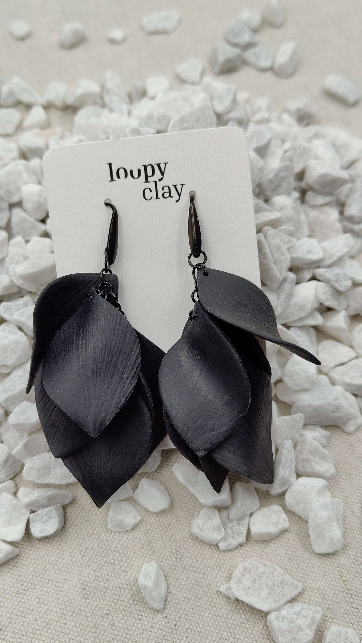 Orecchini "Petali Notturni" | Eleganza Dark-Chic