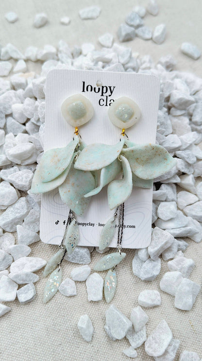 Orecchini Pendenti Aura Boreale | Azzurro Ghiaccio e Glitter Oro