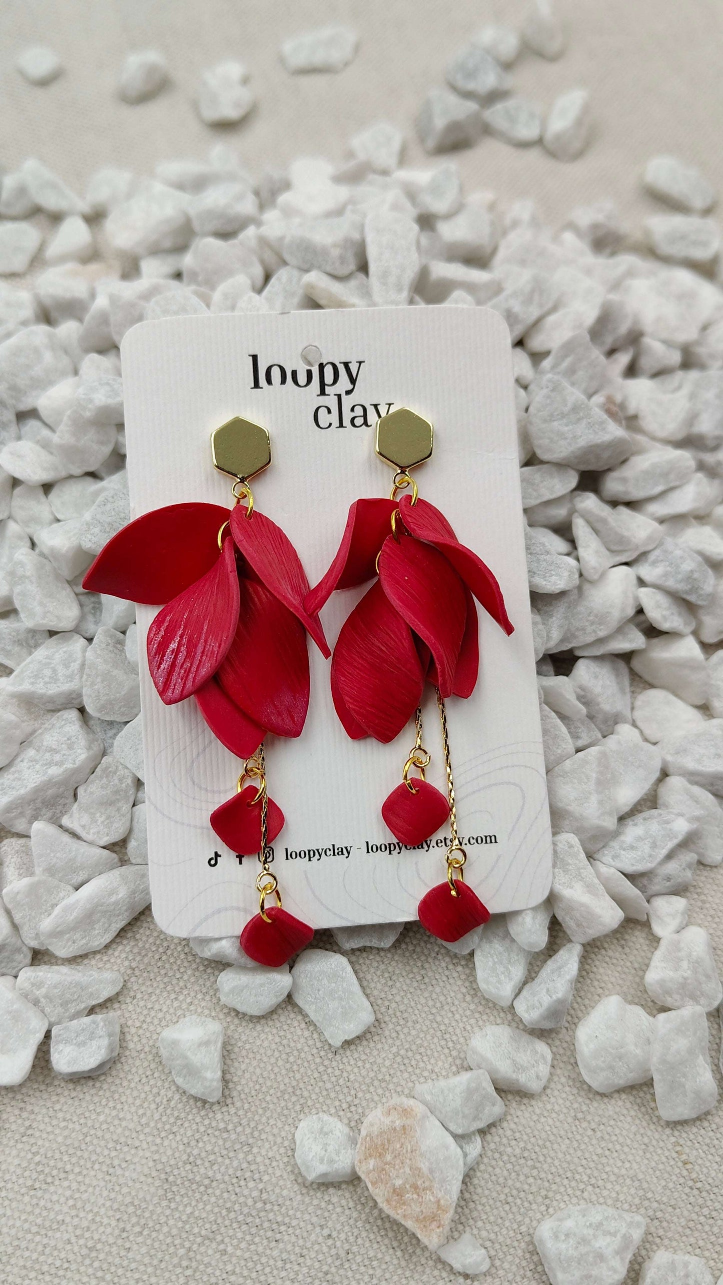 Orecchini Pendenti Petali di Rubino | Rosso Scarlatto e Oro