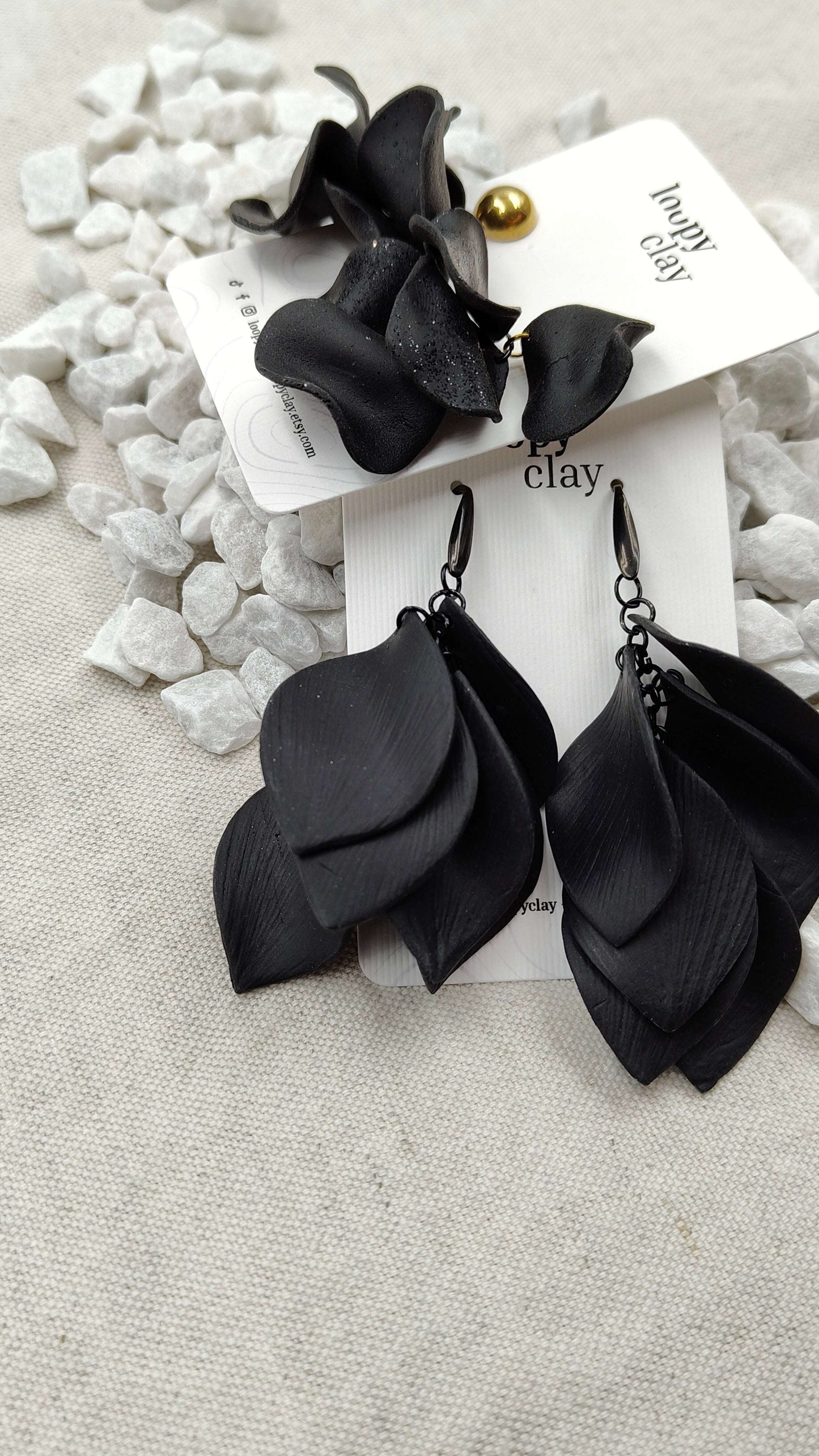 Orecchini "Petali Notturni" | Eleganza Dark-Chic