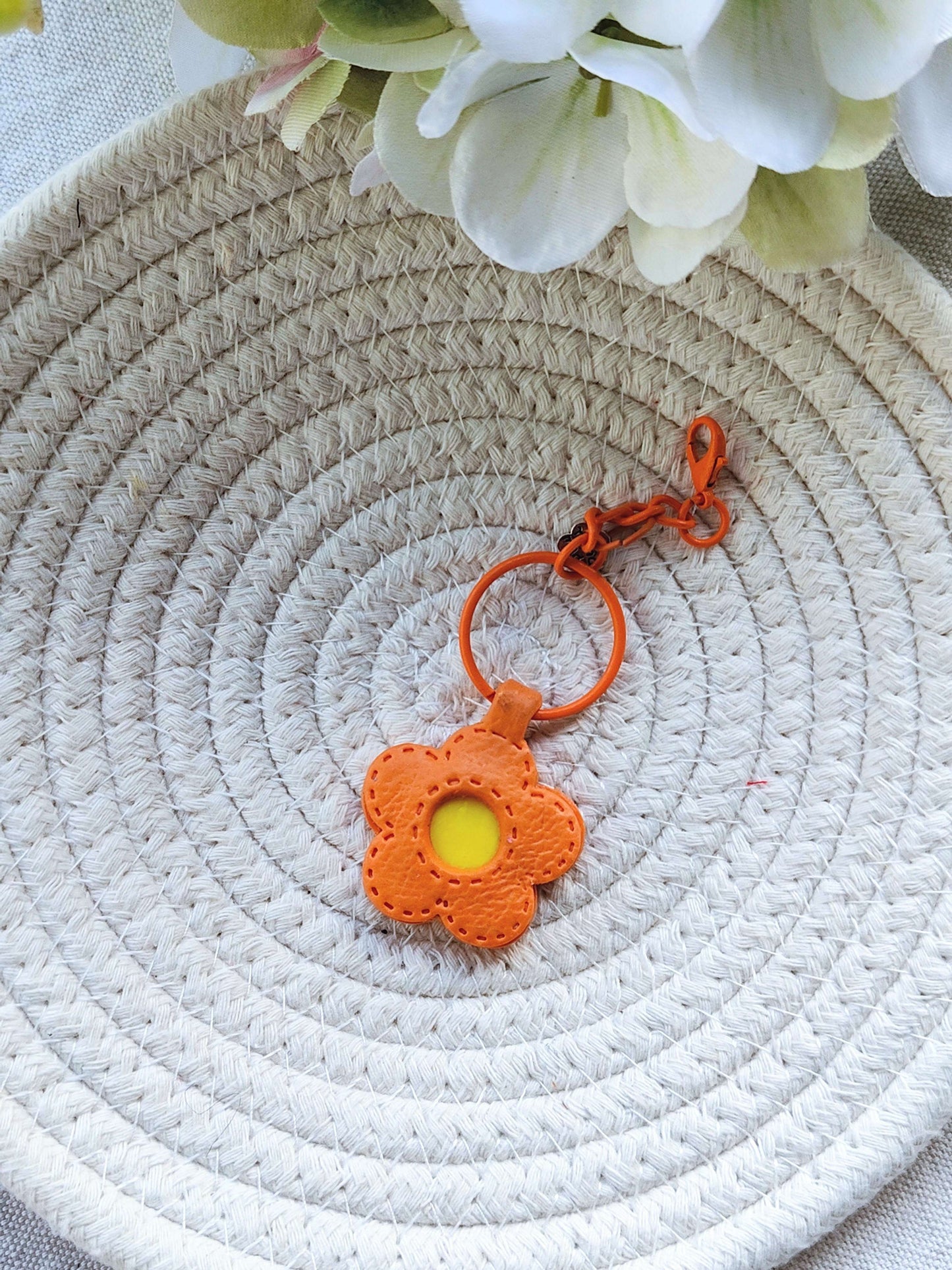 Collezione Primavera | Portachiavi Fiorellino Artigianale - 1