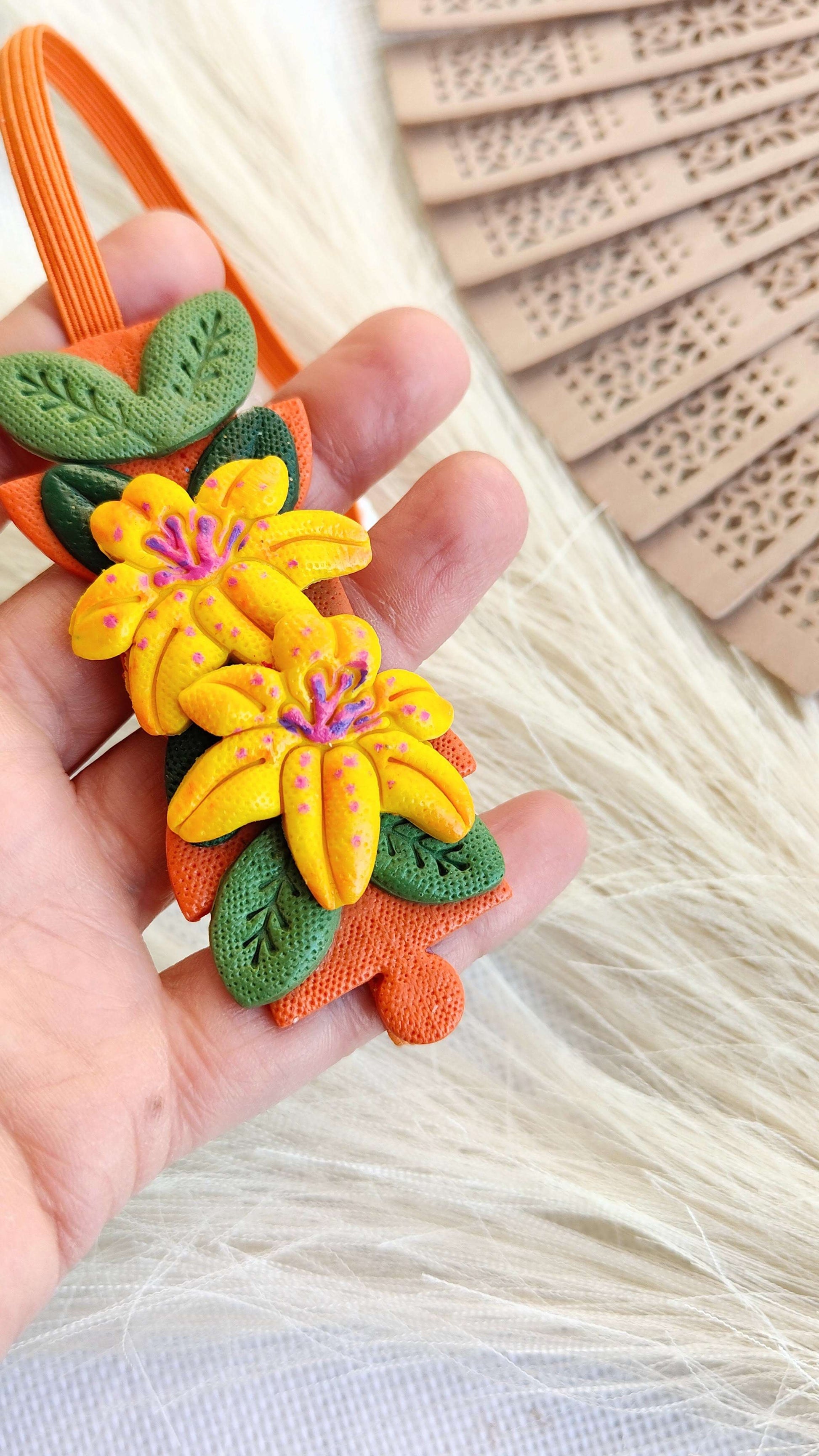 Collezione Boho Chic | Segnalibri gioiello | Giglio Giallo