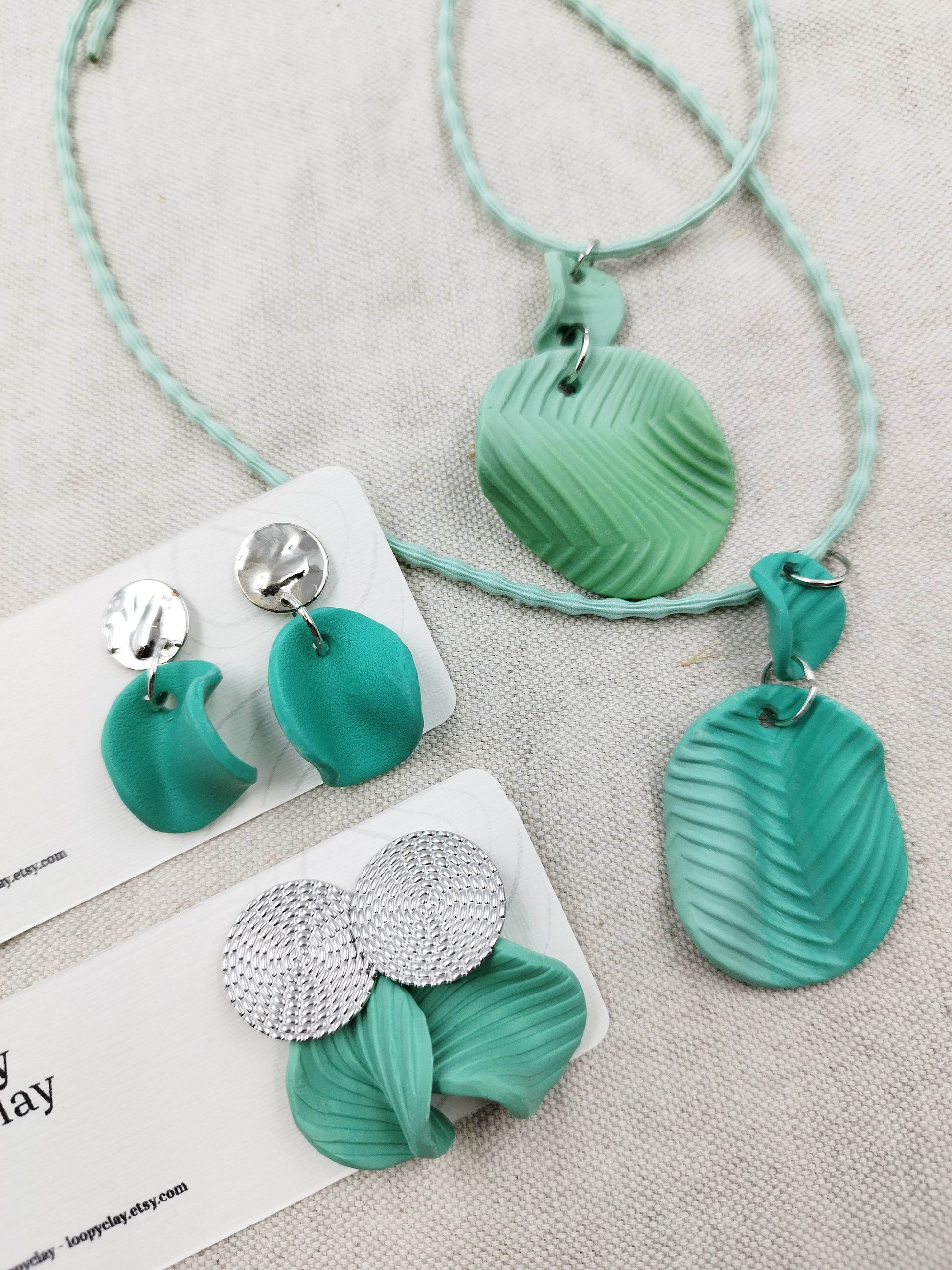 Collana onde Design - minimal - Loopy Clay