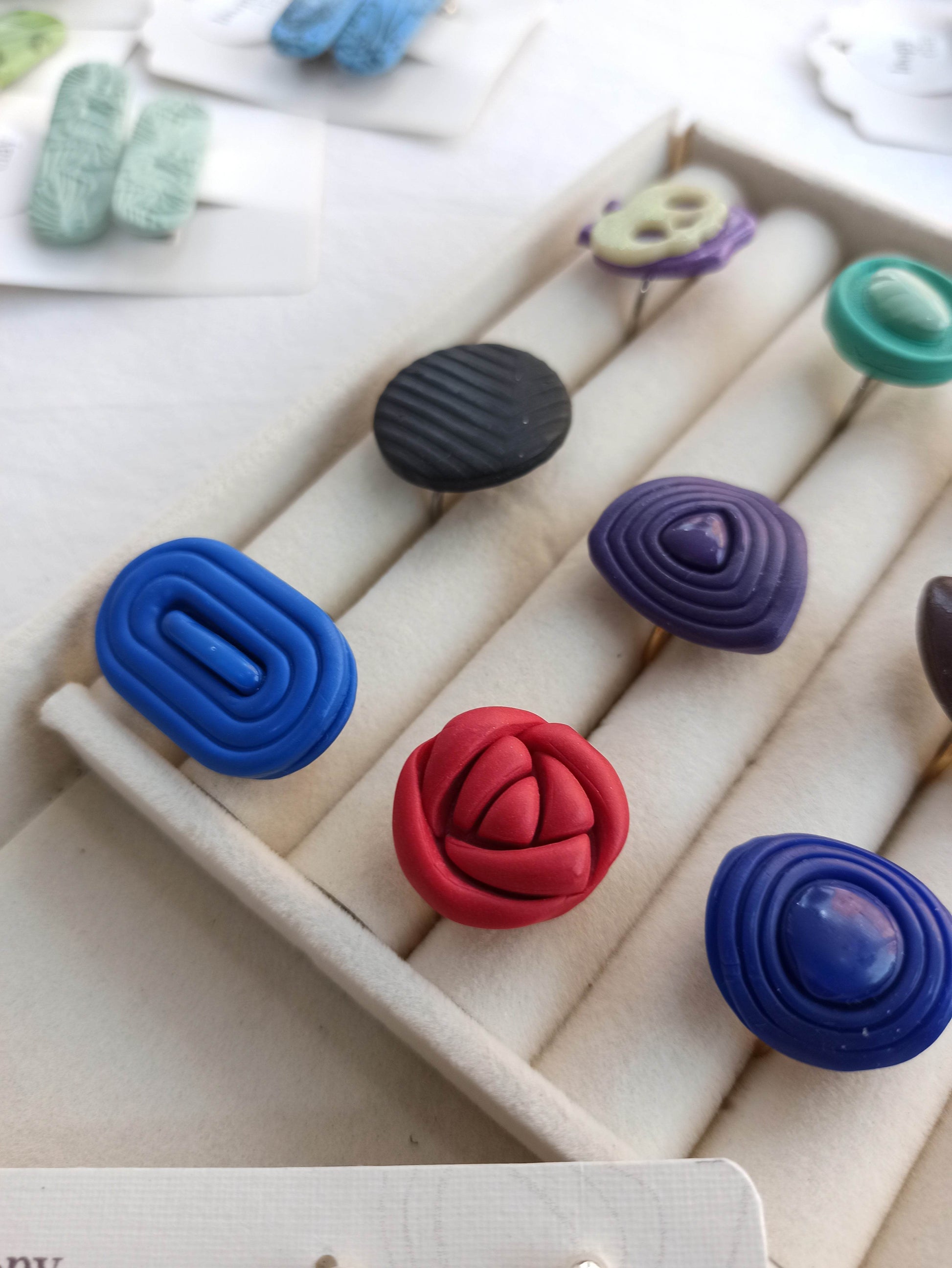 anello regolabile design blu elettrico - Loopy Clay
