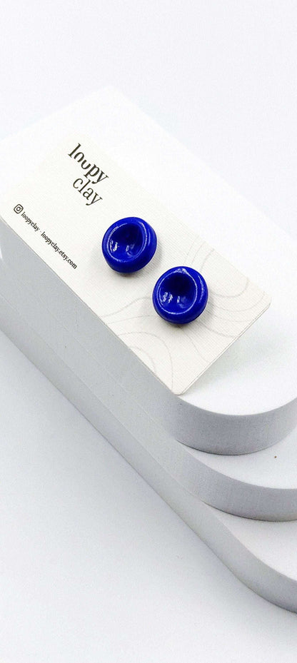 Orecchini a bottone dots