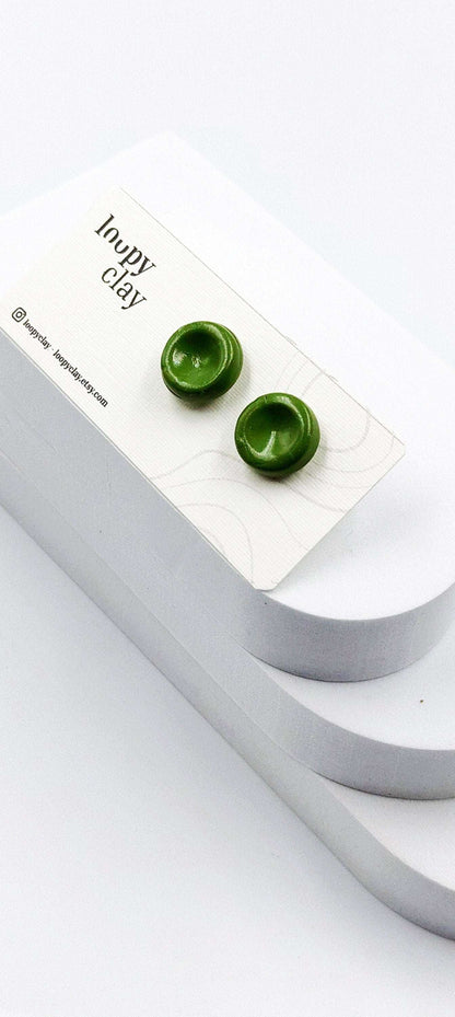 Orecchini a bottone dots