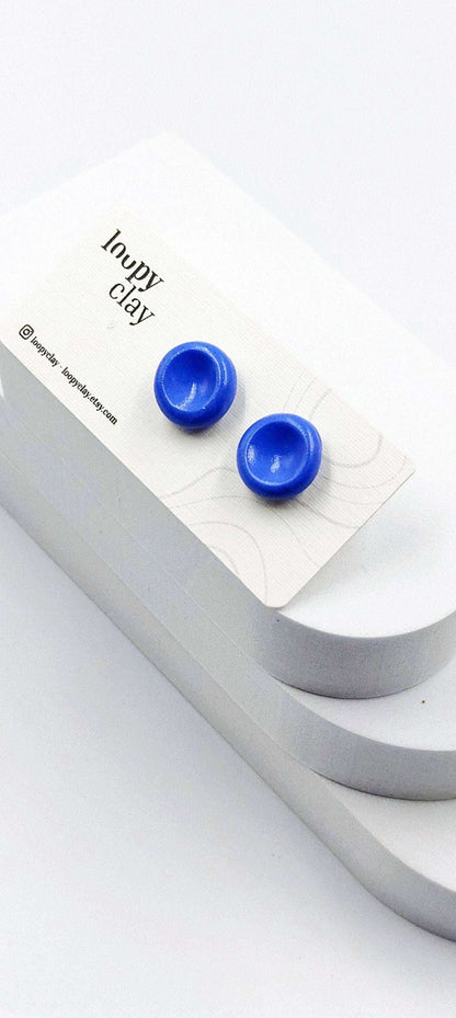 Orecchini a bottone dots