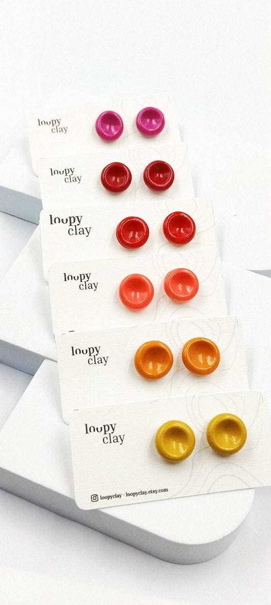 Orecchini a bottone dots, caldi - Loopy Clay