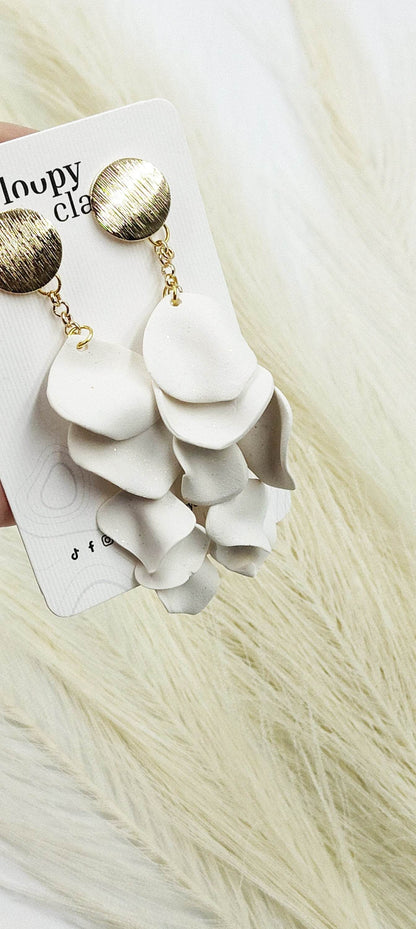 Orecchini petali di fiore primaverile, viola rosa e bianco