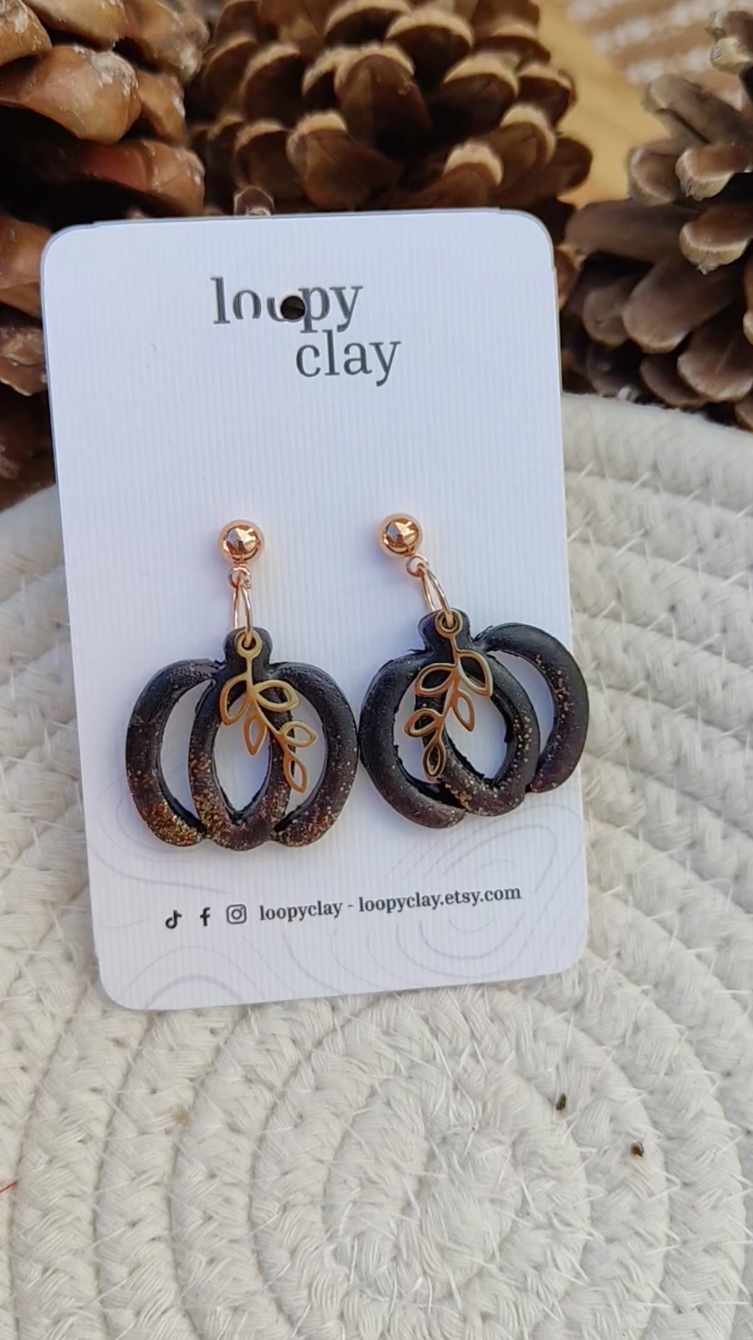 Orecchini Pendenti Zucca Notturna – Design Autunnale elegante