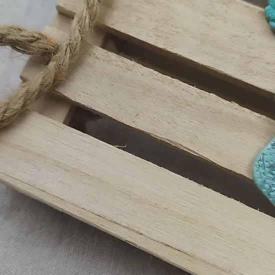 Ciondolo estivo gioiello artigianale a forma di conchiglia realizzato a mano: gioielli unici ispirati al mare, dettagli artigianali