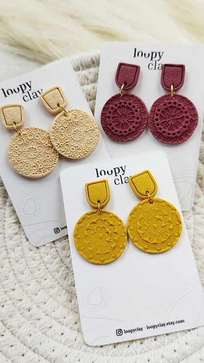 Elegant and light ethnic pendant earrings