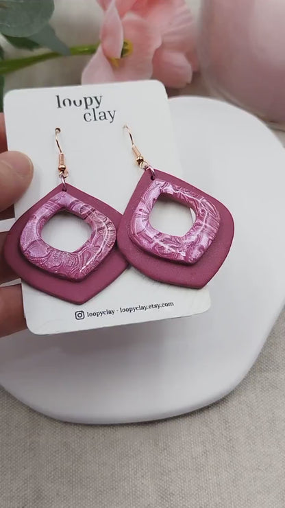 Orecchini pendenti eleganti a goccia con fiori effetto perlato - Flower drop earrings with flowers