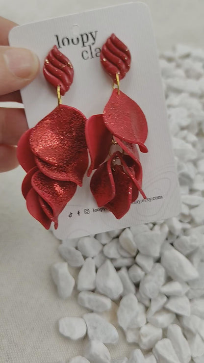 Sparkling Essence Earrings | Red and Diffused Glimmers