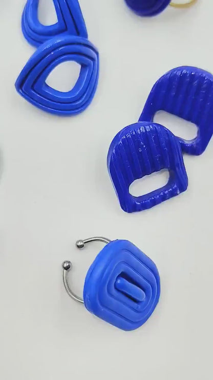 Orecchini moderni Huggies Fluo: Un'Esplosione di Colore per un'Estate Vibrante! 4 combinazione colore. Colori vivaci stile design pop 80-90