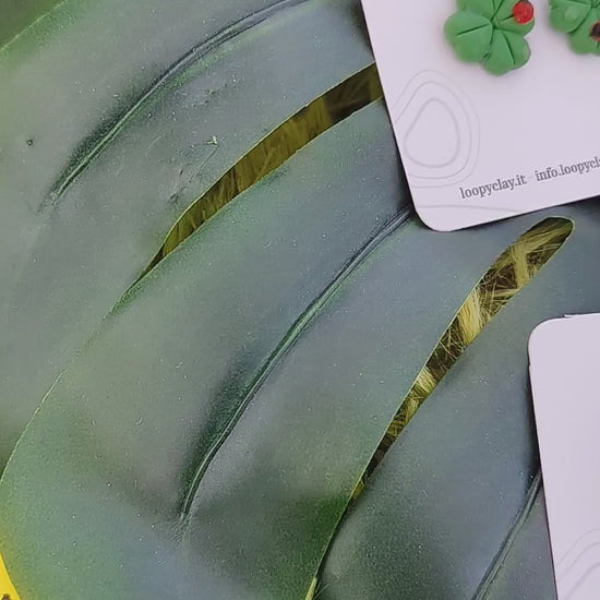 Orecchini fiore acciaio inossidabile – Mini api dipinte a mano, orecchini a bottone dipinti a mano delicati per look quotidiano.